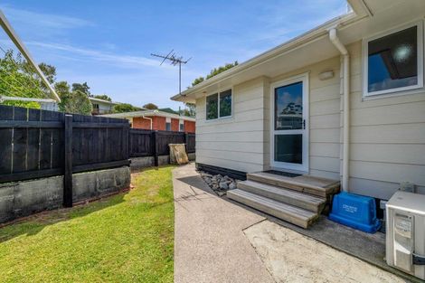 Photo of property in 6a Shaldon Crescent, Blagdon, New Plymouth, 4310