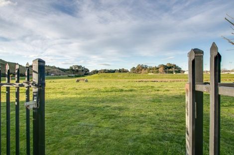 Photo of property in 74 Merlot Drive, Greenmeadows, Napier, 4112