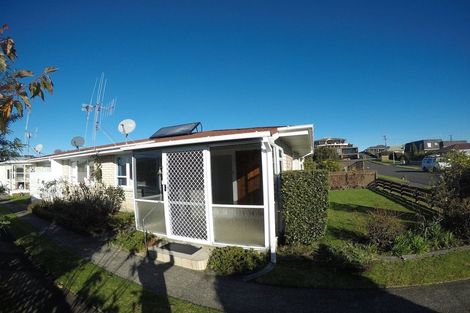 Photo of property in 5 Linklater Avenue, Bellevue, Tauranga, 3110