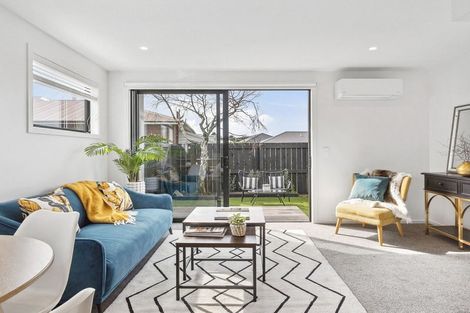 Photo of property in 67c Royal Crescent, Saint Kilda, Dunedin, 9012