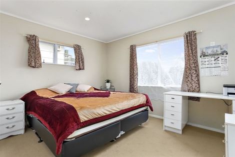 Photo of property in 5 Dennis Road, Papatoetoe, Auckland, 2025