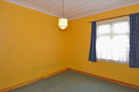 Photo of property in 17 West Avenue, Saint Clair, Dunedin, 9012