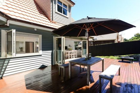 Photo of property in 58 Memorial Drive, Hamilton East, Hamilton, 3216