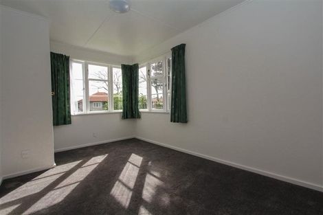 Photo of property in 16 Tranmere Road, Fairfield, Hamilton, 3214