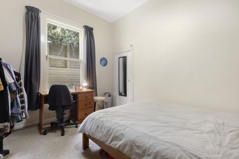 Photo of property in 37b Plunket Street, Kelburn, Wellington, 6012