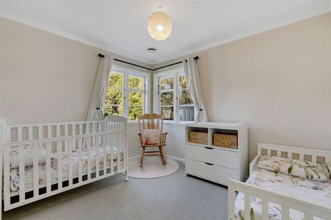 Photo of property in 28 Coates Street, Tawa, Wellington, 5028