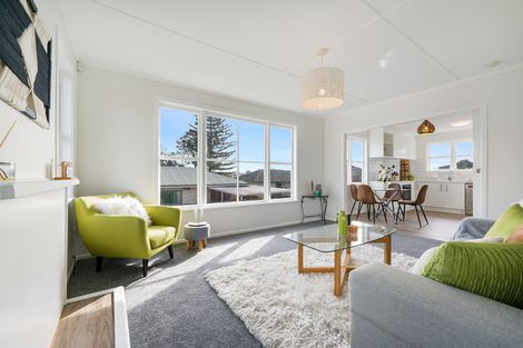 Photo of property in 65 Farquhar Road, Glendene, Auckland, 0602