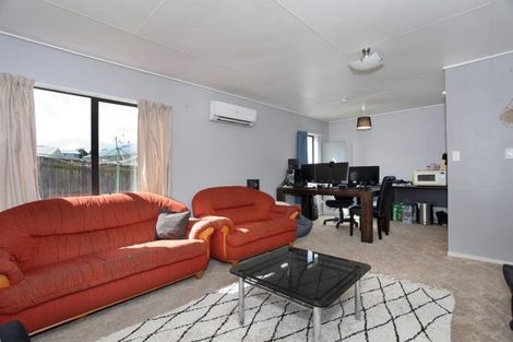 Photo of property in 21a Dahlstrom Grove, Kelvin Grove, Palmerston North, 4414