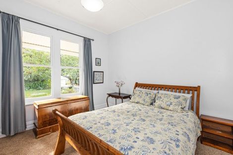 Photo of property in 11 Bowling Road, Greenmeadows, Napier, 4112