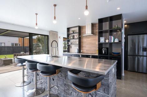 Photo of property in 12 Puketutu Grove, Motueka, 7120