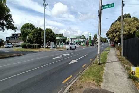 Photo of property in 2/265 Massey Road, Mangere East, Auckland, 2024