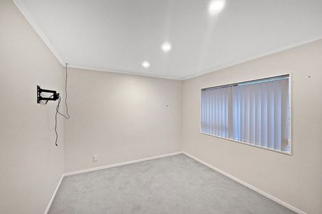 Photo of property in 10 Cabbage Tree Grove, Woodridge, Wellington, 6037