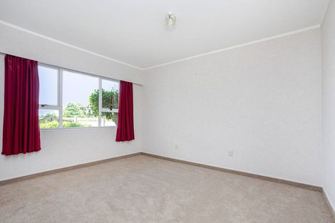 Photo of property in 208 Adelaide Road, Dannevirke, 4930