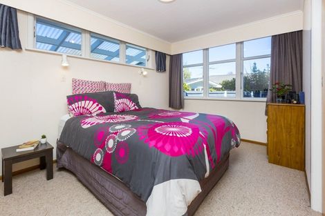 Photo of property in 43 Burns Grove, Trentham, Upper Hutt, 5018