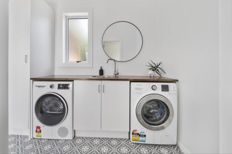 Photo of property in 78 Middleton Road, Kew, Dunedin, 9012