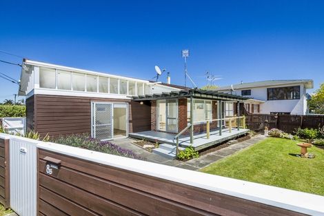 Photo of property in 2/8 Craig Road, Milford, Auckland, 0620