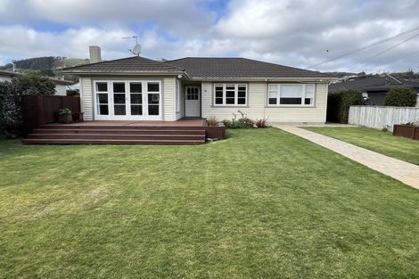 Photo of property in 78 Oxford Street, Tawa, Wellington, 5028