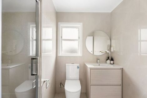 Photo of property in 27 Takanini Road, Takanini, 2112