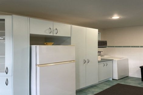 Photo of property in 9 Wilbur Place, Pakuranga Heights, Auckland, 2010