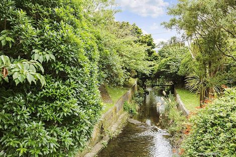 Photo of property in 2/46 South Karori Road, Karori, Wellington, 6012