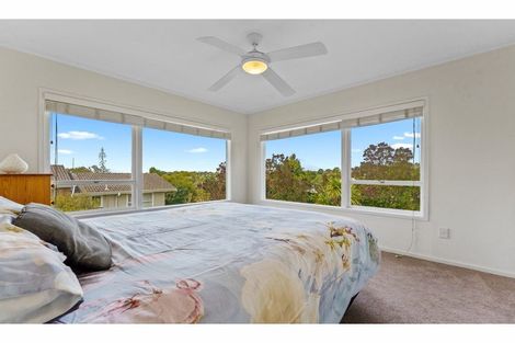 Photo of property in 81 Lynden Avenue, Hillcrest, Auckland, 0627