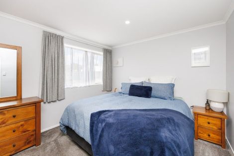 Photo of property in 2 Capri Place, Awapuni, Palmerston North, 4412