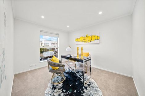 Photo of property in 3 Matairangi Avenue, Totara Heights, Auckland, 2105