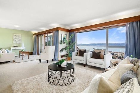 Photo of property in 5 Mataroa Avenue, Northland, Wellington, 6012