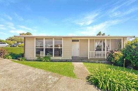 Photo of property in 61 Cunliffe Street, Churton Park, Wellington, 6037
