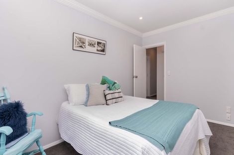 Photo of property in 7 Kiwi Crescent, Tawa, Wellington, 5028