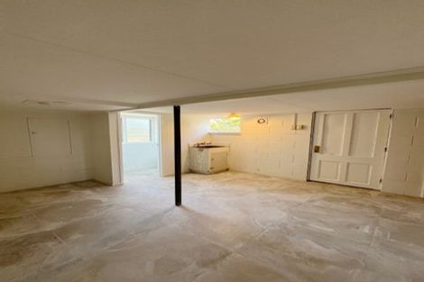 Photo of property in 242 Sturges Road, Henderson, Auckland, 0612