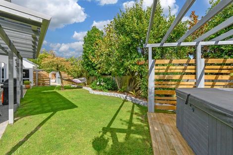 Photo of property in 12 The Croft, Havelock North, 4130