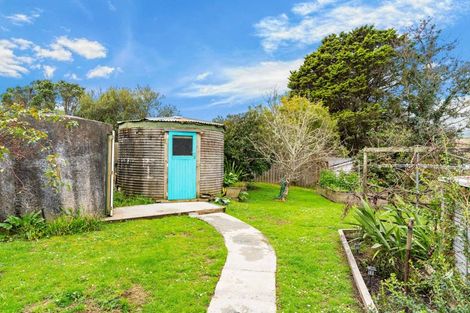 Photo of property in 10 Franklin Road, Paparoa, 0571