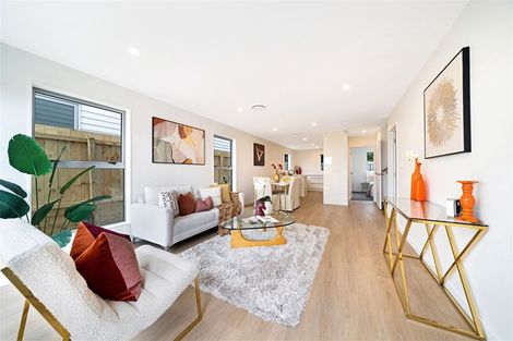 Photo of property in 240b Whitney Street, Blockhouse Bay, Auckland, 0600