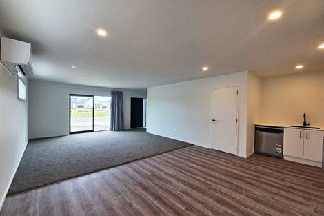 Photo of property in 10 Nevermore Place, Halswell, Christchurch, 8025