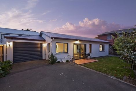 Photo of property in 14a Deyell Crescent, Sydenham, Christchurch, 8023