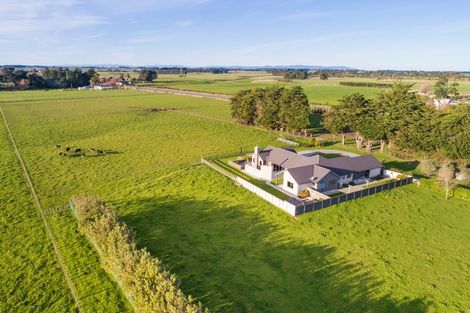 Photo of property in 2757 State Highway 1, Rongotea, Palmerston North, 4479