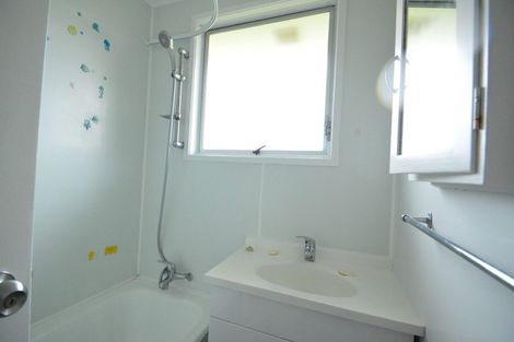 Photo of property in 14 Bledisloe Street, Levin, 5510