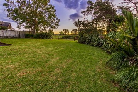 Photo of property in 4 Monkton Close, Greenhithe, Auckland, 0632