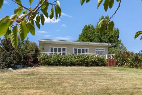 Photo of property in 17 Oxford Street, Waikari, 7420