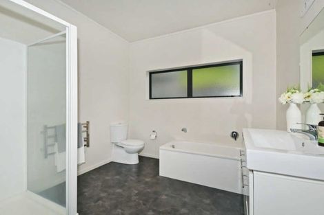 Photo of property in 5a Waimahanga Road, Onerahi, Whangarei, 0110