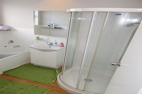 Photo of property in 98 Riwai Street, Paraparaumu, 5032