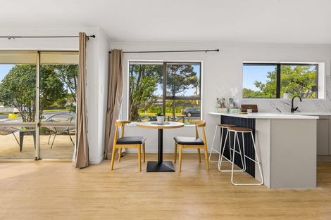 Photo of property in 1/22 Gibbons Road, Weymouth, Auckland, 2103