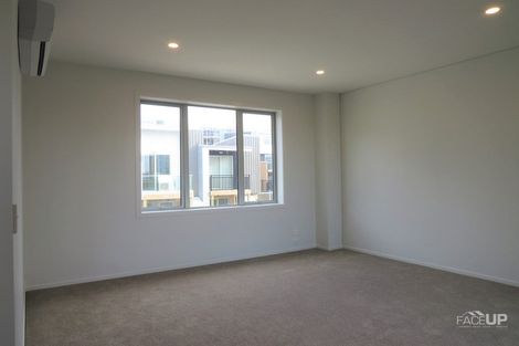 Photo of property in 21 Ceramic Lane, New Lynn, Auckland, 0600