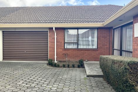 Photo of property in 1/38 Westgrove Avenue, Avonhead, Christchurch, 8042