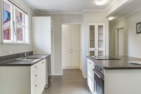 Photo of property in 1 Manapau Street, Meadowbank, Auckland, 1072