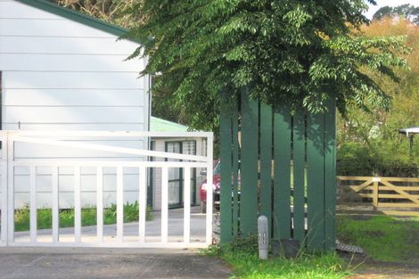 Photo of property in 1/98 Chislehurst Street, Henderson, Auckland, 0612