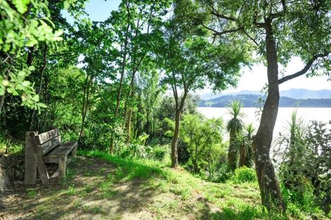 Photo of property in 25 Andersons Road, Charteris Bay, Governors Bay, 8971