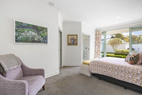 Photo of property in 379 Fergusson Drive, Heretaunga, Upper Hutt, 5018