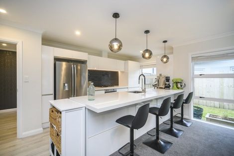 Photo of property in 13 Freedom Drive, Kelvin Grove, Palmerston North, 4414